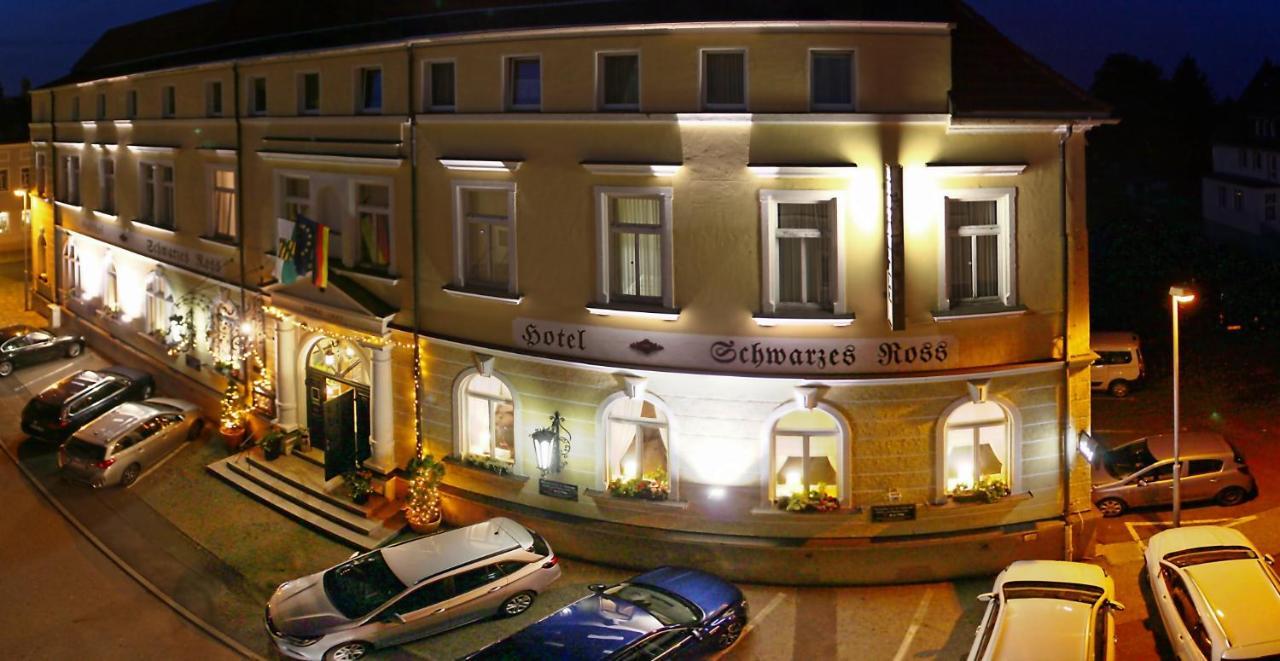 Hotel Schwarzes Ross Siebenlehn Bagian luar foto